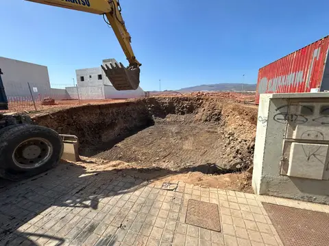 Excavación de solar en El Burrero — foto 7